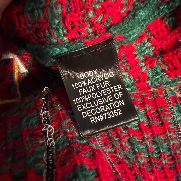 Blizzard Bay ugly Christmas sweater. Size xl. Muscle man. - Picture 9 of 9